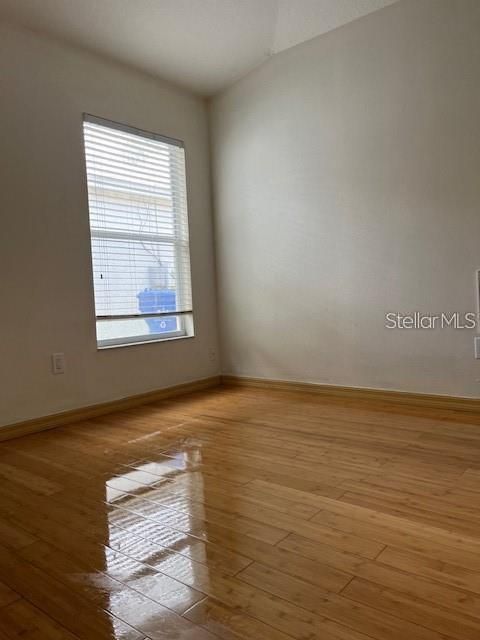 В аренду: $1,895 (3 спален, 2 ванн, 1574 Квадратных фут)