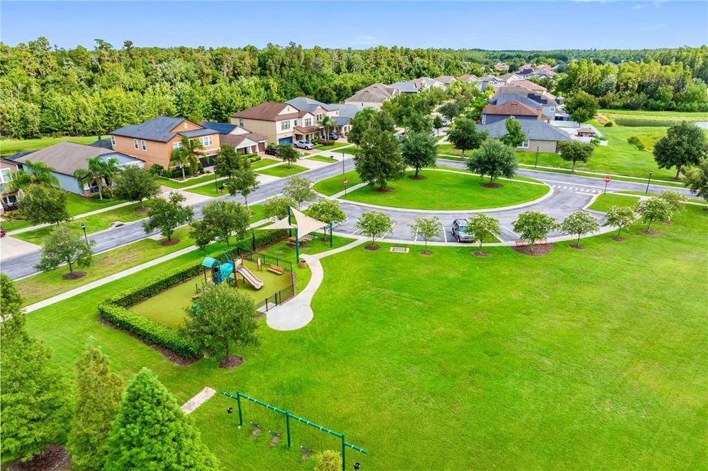 На продажу: $599,000 (5 спален, 3 ванн, 3822 Квадратных фут)