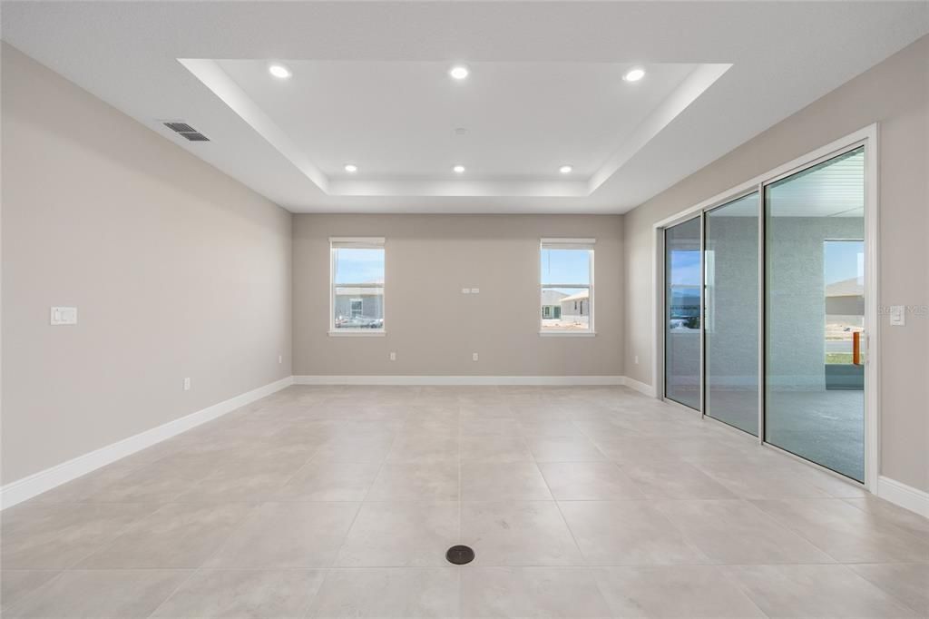 En Venta: $559,820 (3 camas, 3 baños, 2211 Pies cuadrados)