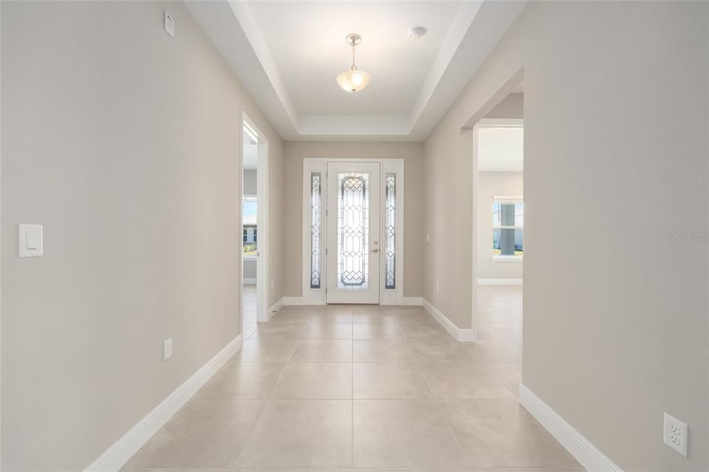En Venta: $559,820 (3 camas, 3 baños, 2211 Pies cuadrados)