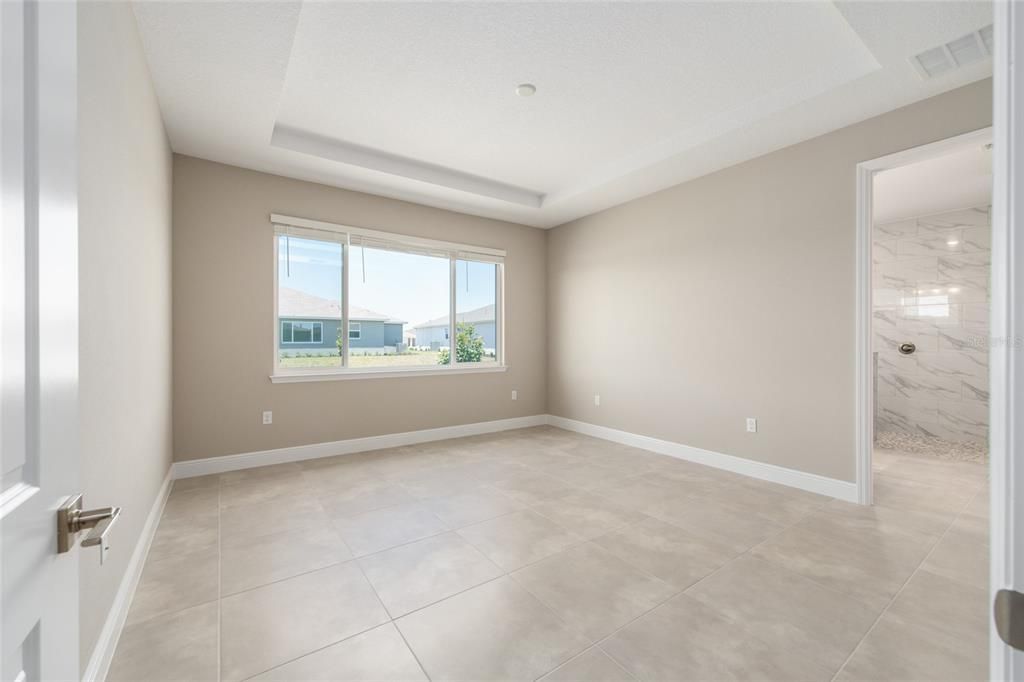 En Venta: $559,820 (3 camas, 3 baños, 2211 Pies cuadrados)