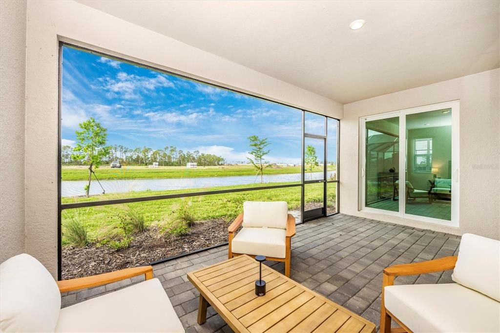 En Renta: $8,000 (3 camas, 2 baños, 2246 Pies cuadrados)