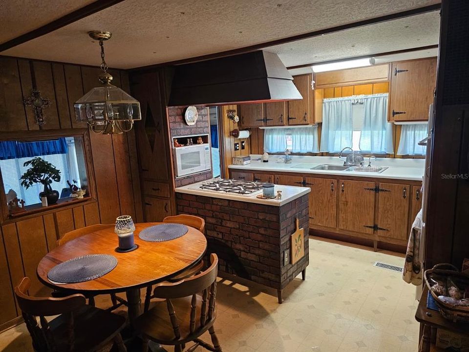 En Venta: $165,000 (2 camas, 1 baños, 1286 Pies cuadrados)