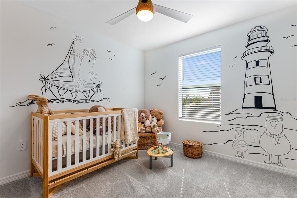 For Sale: $289,499 (5 beds, 2 baths, 2112 Square Feet)