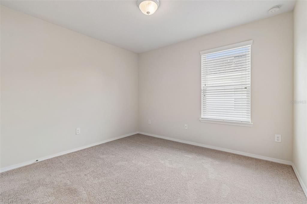 For Sale: $209,900 (2 beds, 2 baths, 1320 Square Feet)