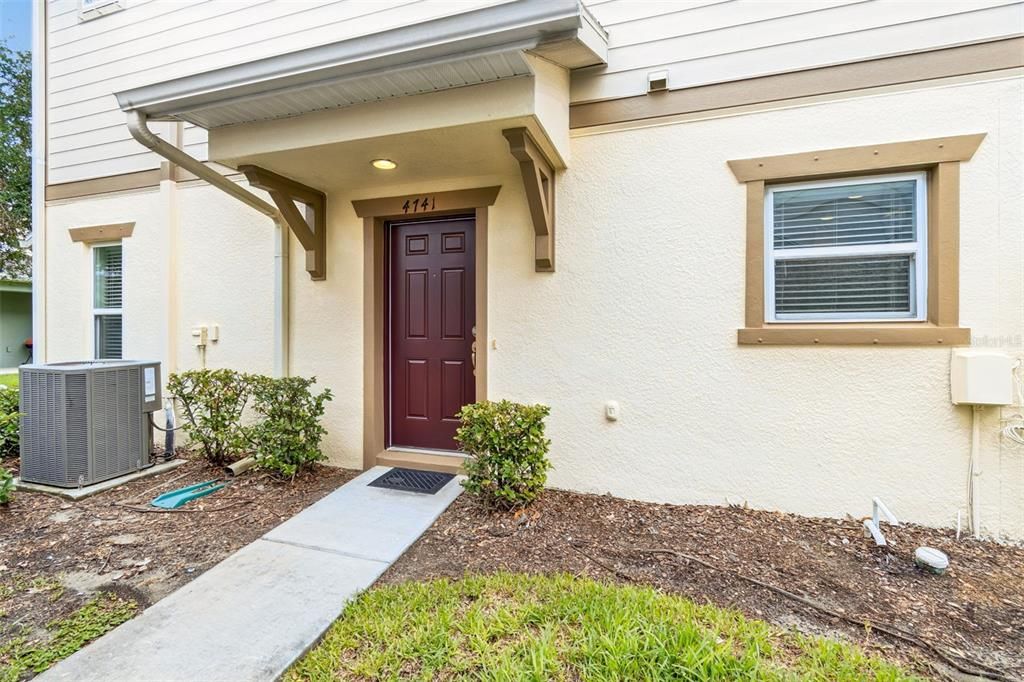 For Sale: $209,900 (2 beds, 2 baths, 1320 Square Feet)