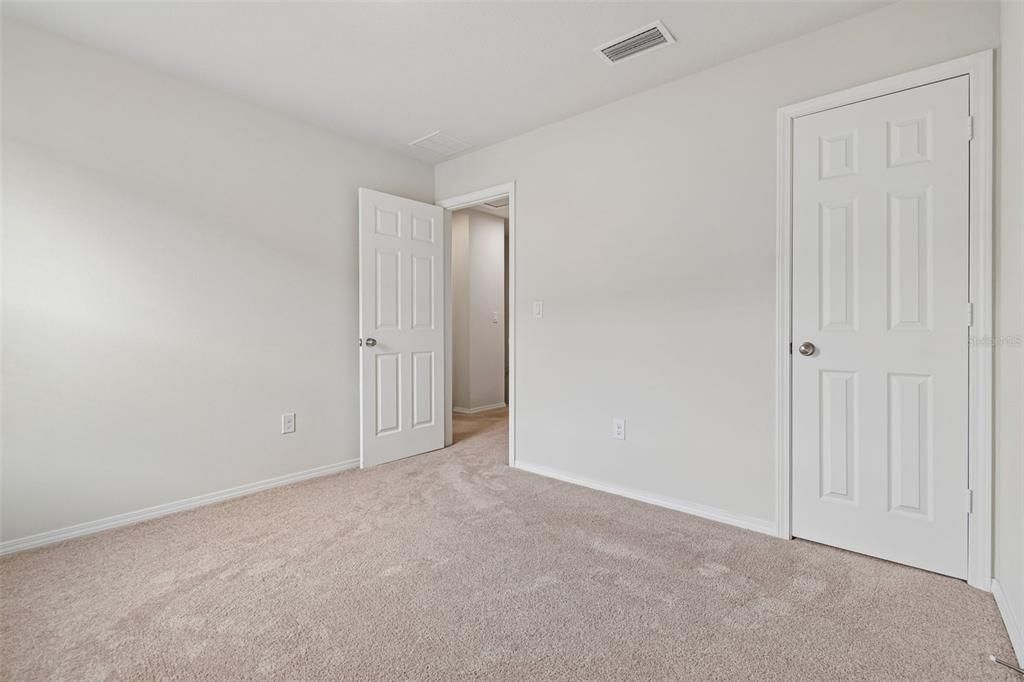For Sale: $209,900 (2 beds, 2 baths, 1320 Square Feet)