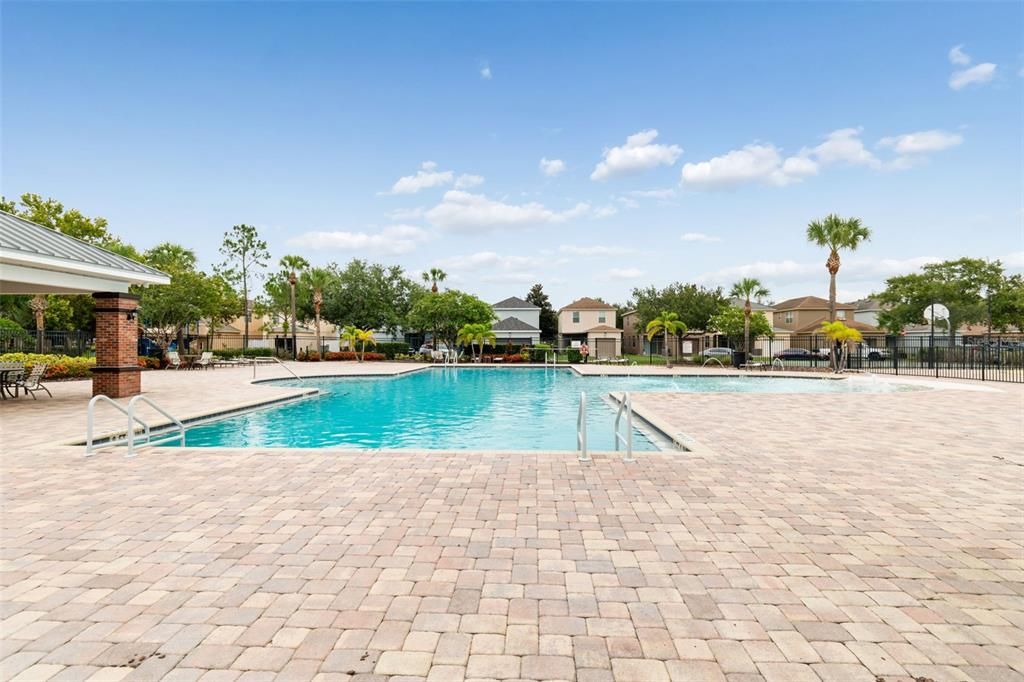 For Sale: $209,900 (2 beds, 2 baths, 1320 Square Feet)