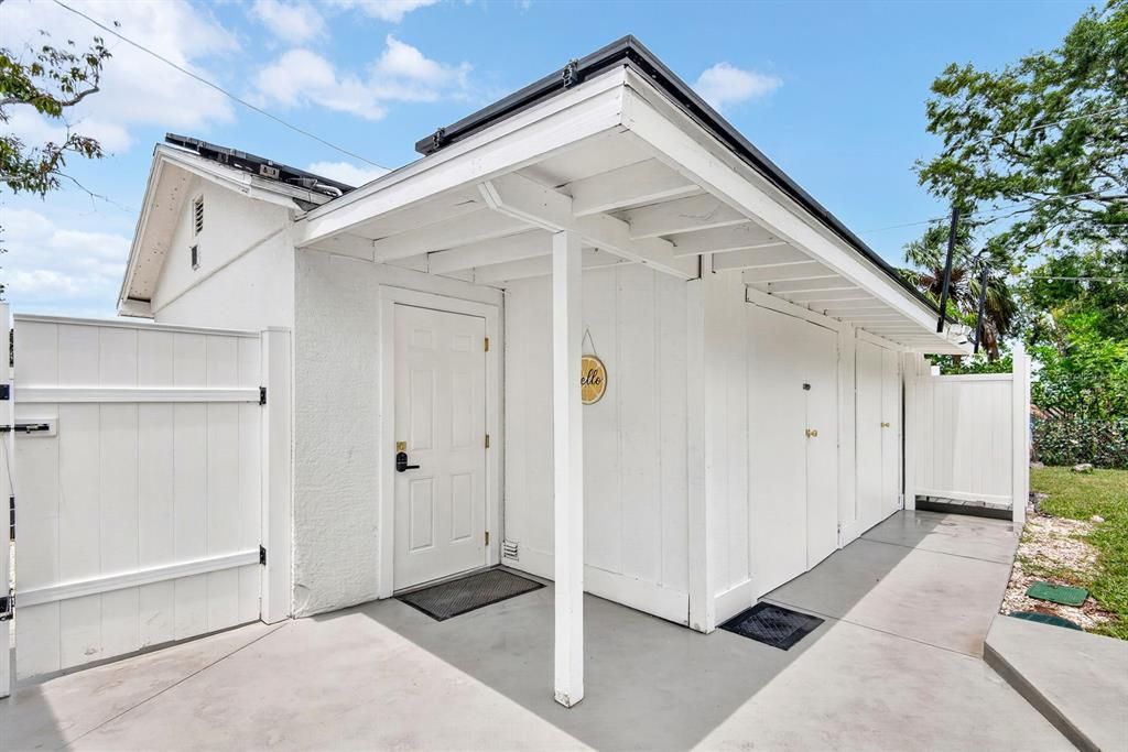 For Rent: $2,000 (1 beds, 1 baths, 450 Square Feet)