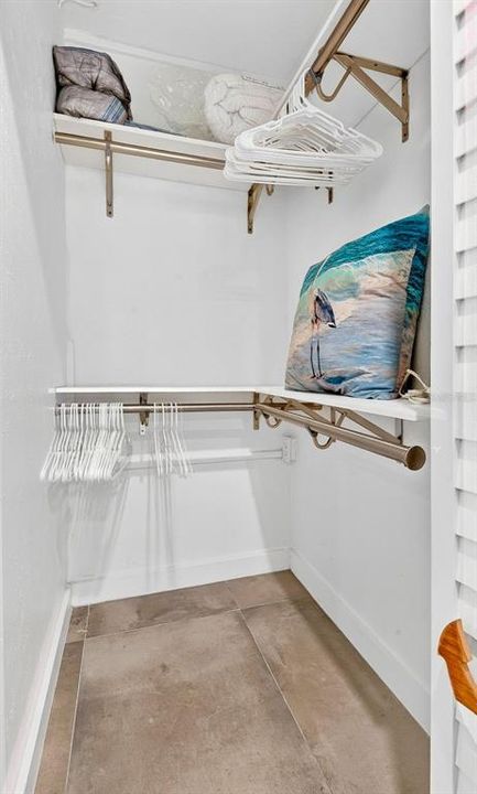 For Rent: $2,000 (1 beds, 1 baths, 450 Square Feet)