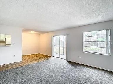 В аренду: $1,150 (2 спален, 1 ванн, 850 Квадратных фут)