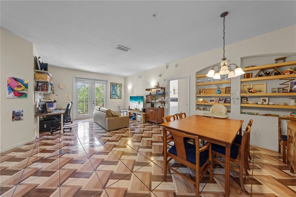 En Venta: $224,000 (3 camas, 2 baños, 1433 Pies cuadrados)