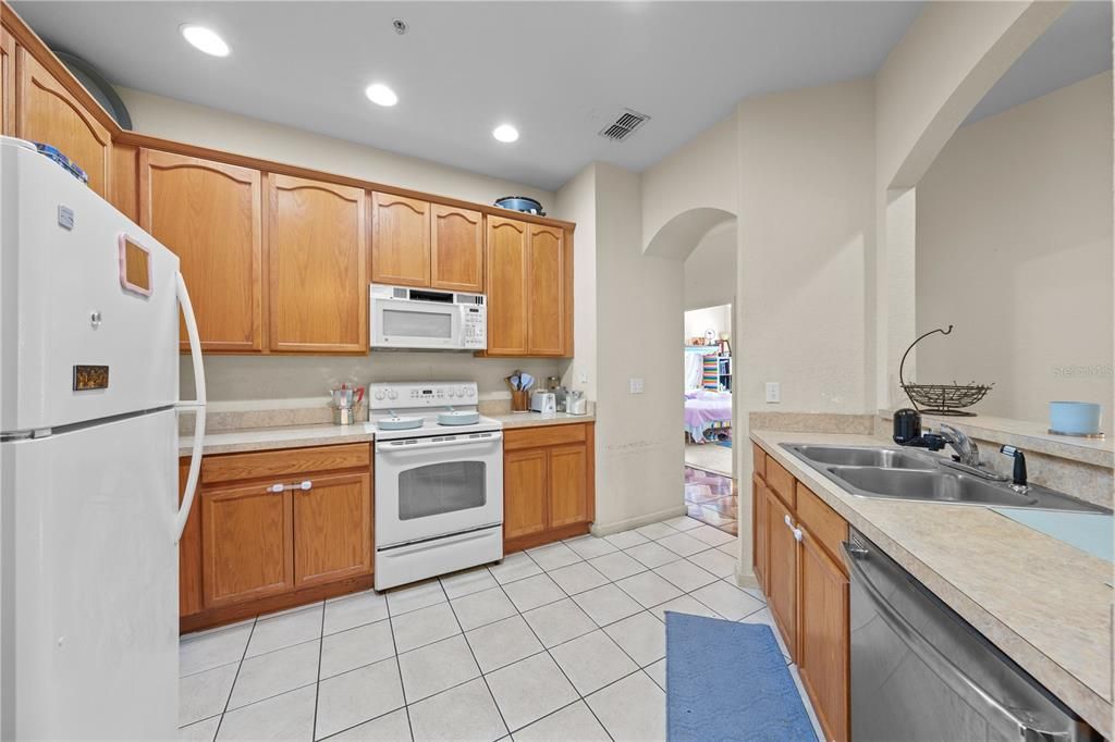 En Venta: $224,000 (3 camas, 2 baños, 1433 Pies cuadrados)