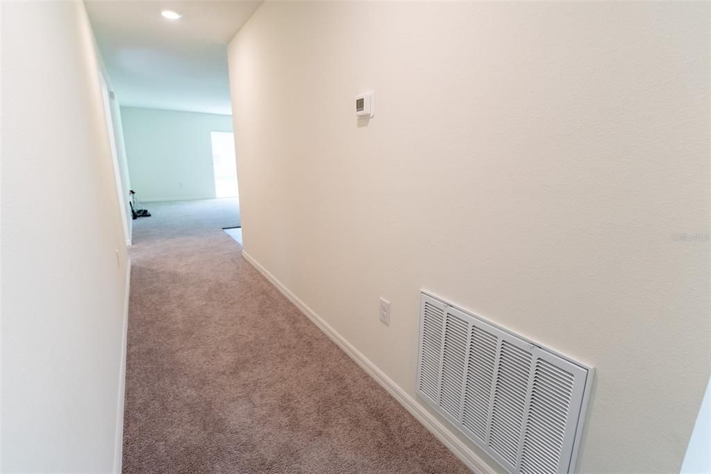 For Sale: $300,100 (4 beds, 2 baths, 1816 Square Feet)