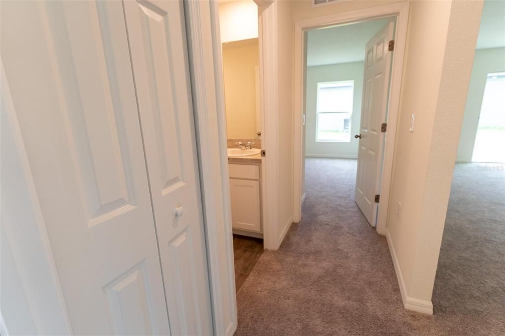 For Sale: $300,100 (4 beds, 2 baths, 1816 Square Feet)