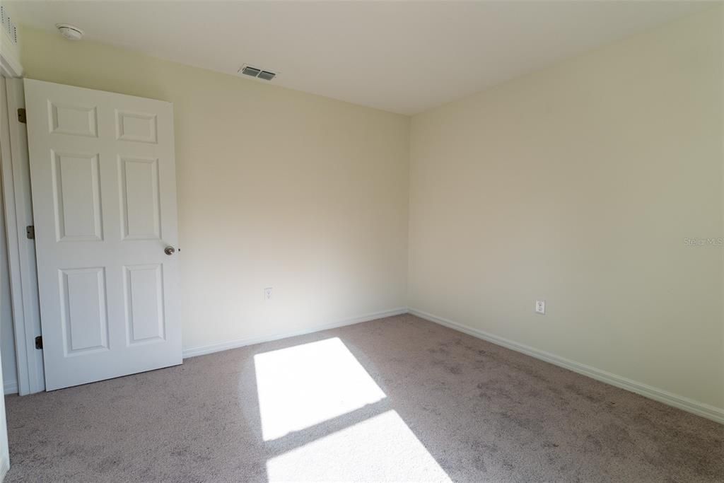For Sale: $300,100 (4 beds, 2 baths, 1816 Square Feet)