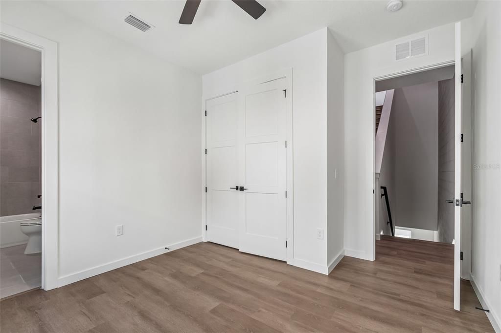 В аренду: $5,250 (3 спален, 3 ванн, 2104 Квадратных фут)