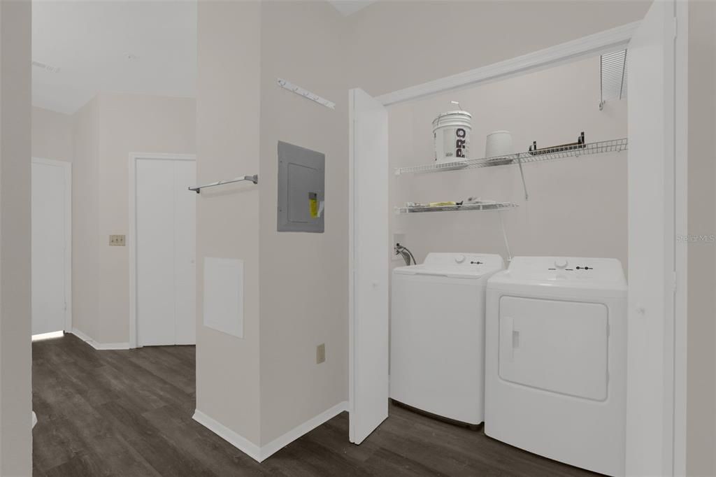 В аренду: $1,400 (1 спален, 1 ванн, 821 Квадратных фут)