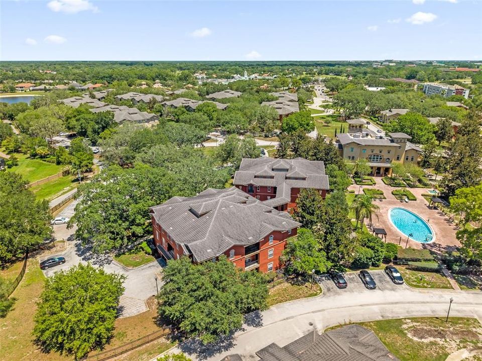 For Rent: $1,400 (1 beds, 1 baths, 821 Square Feet)
