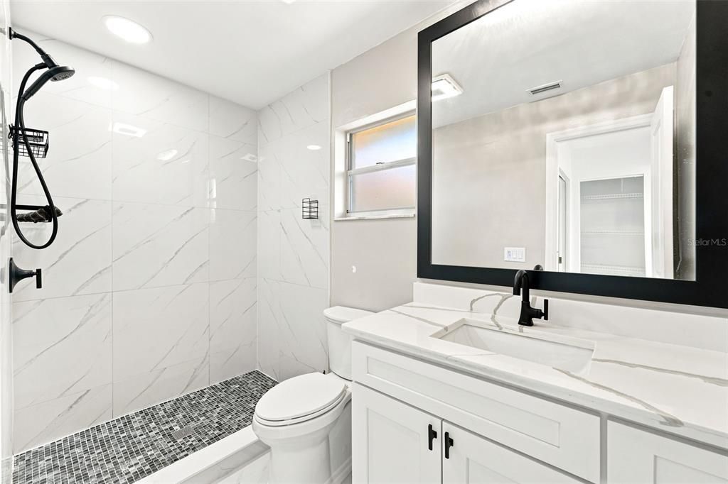 На продажу: $329,000 (3 спален, 2 ванн, 1751 Квадратных фут)