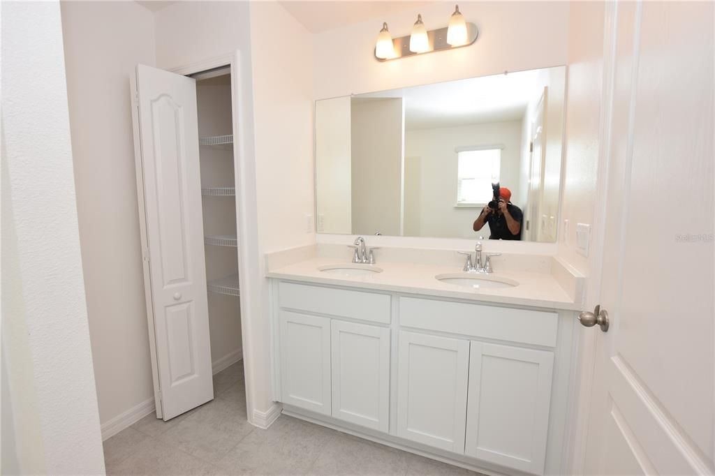 For Rent: $1,920 (3 beds, 2 baths, 1694 Square Feet)
