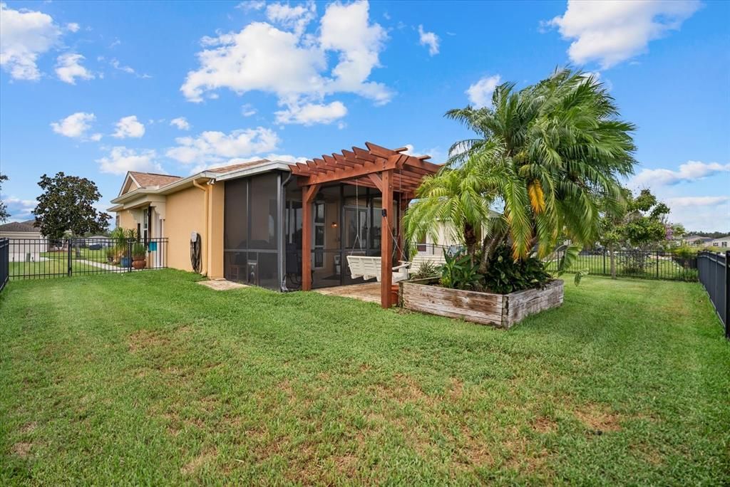 Activo con contrato: $339,000 (3 camas, 2 baños, 1270 Pies cuadrados)