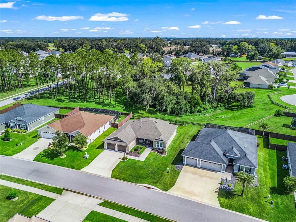 Active With Contract: $389,900 (3 beds, 2 baths, 1931 Square Feet)