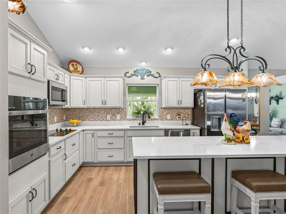 Active With Contract: $389,900 (3 beds, 2 baths, 1931 Square Feet)