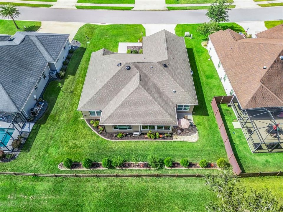 Active With Contract: $389,900 (3 beds, 2 baths, 1931 Square Feet)