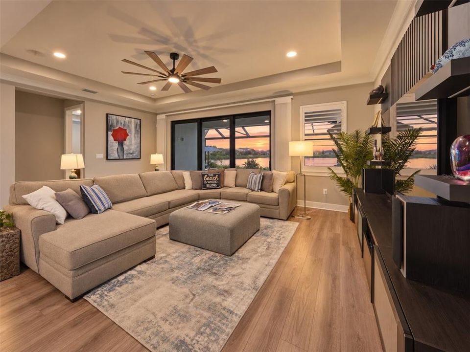 Active With Contract: $775,000 (3 beds, 2 baths, 2231 Square Feet)