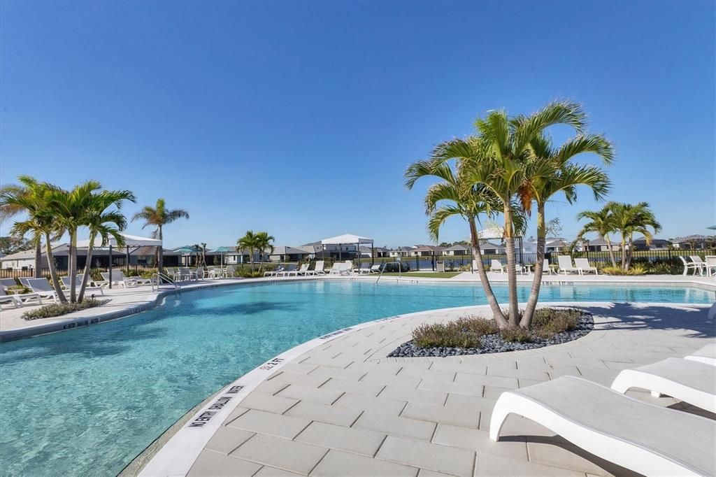 Active With Contract: $775,000 (3 beds, 2 baths, 2231 Square Feet)