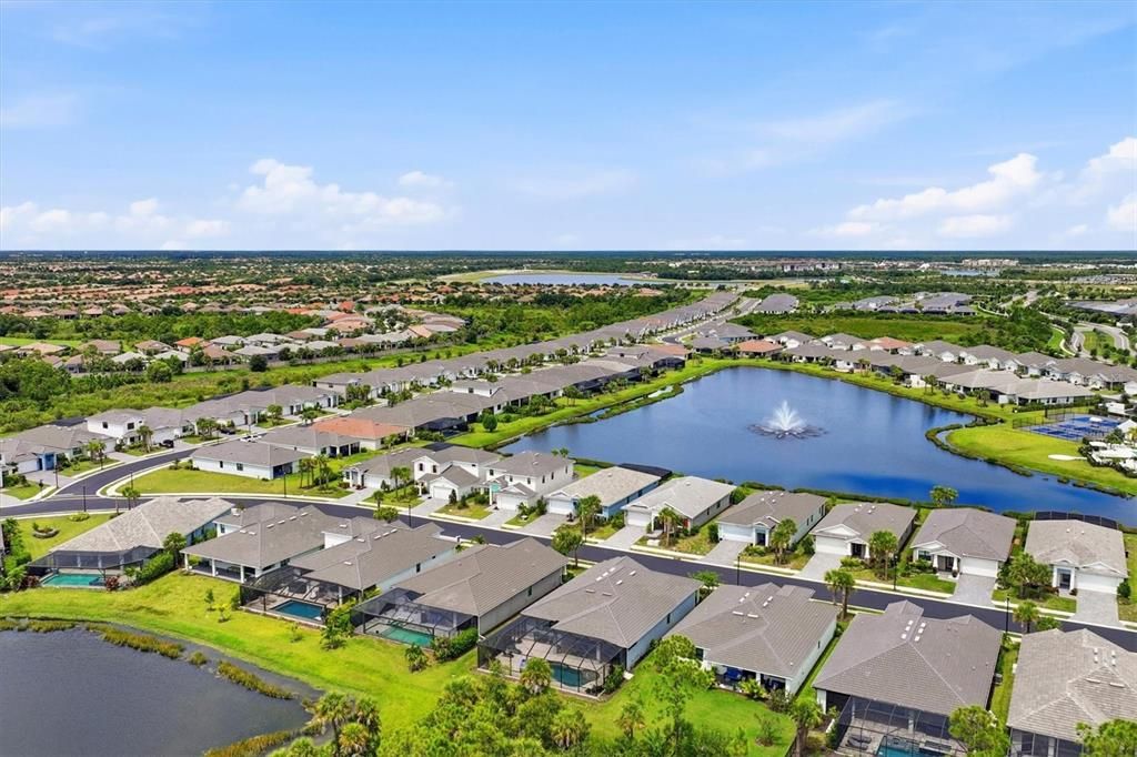 Active With Contract: $775,000 (3 beds, 2 baths, 2231 Square Feet)