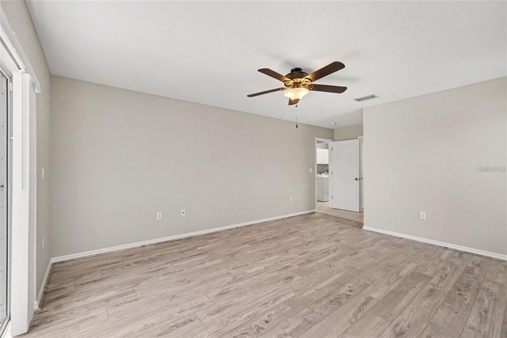 For Rent: $1,950 (3 beds, 2 baths, 1686 Square Feet)