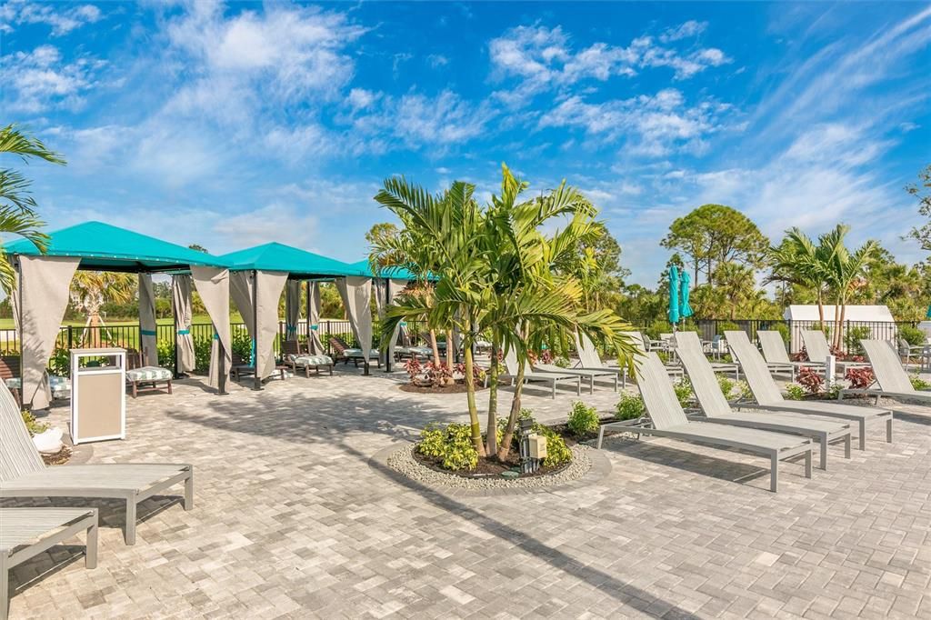 For Rent: $3,500 (2 beds, 2 baths, 1355 Square Feet)