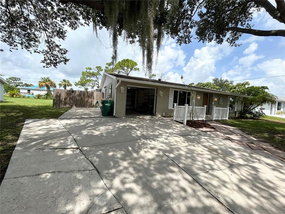 En Venta: $265,000 (2 camas, 2 baños, 1284 Pies cuadrados)
