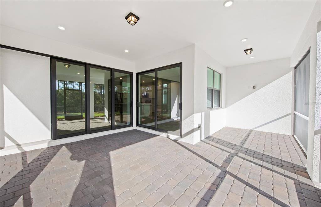 En Venta: $386,990 (4 camas, 2 baños, 2056 Pies cuadrados)