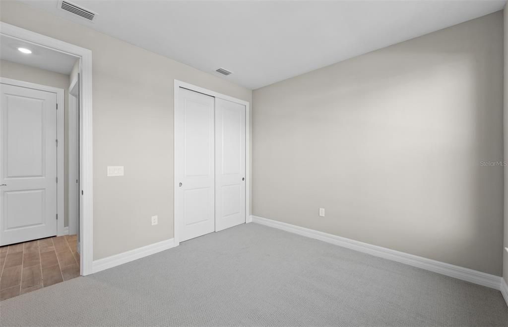 En Venta: $386,990 (4 camas, 2 baños, 2056 Pies cuadrados)