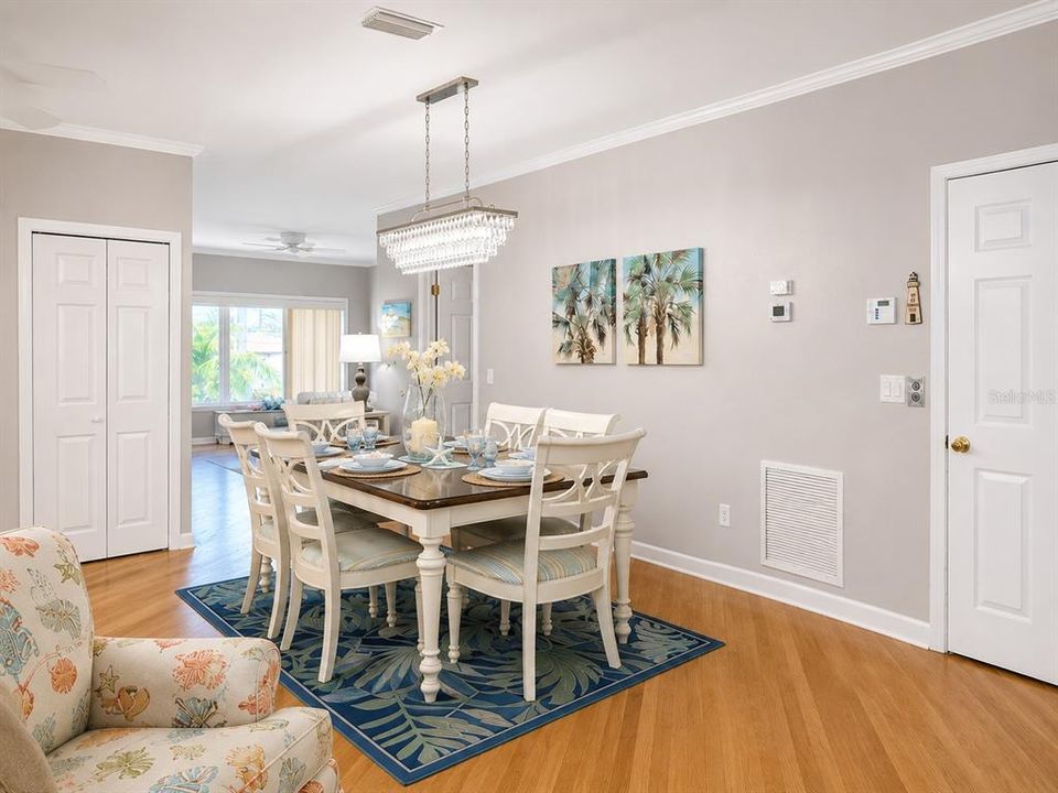 En Venta: $1,799,000 (3 camas, 2 baños, 1844 Pies cuadrados)