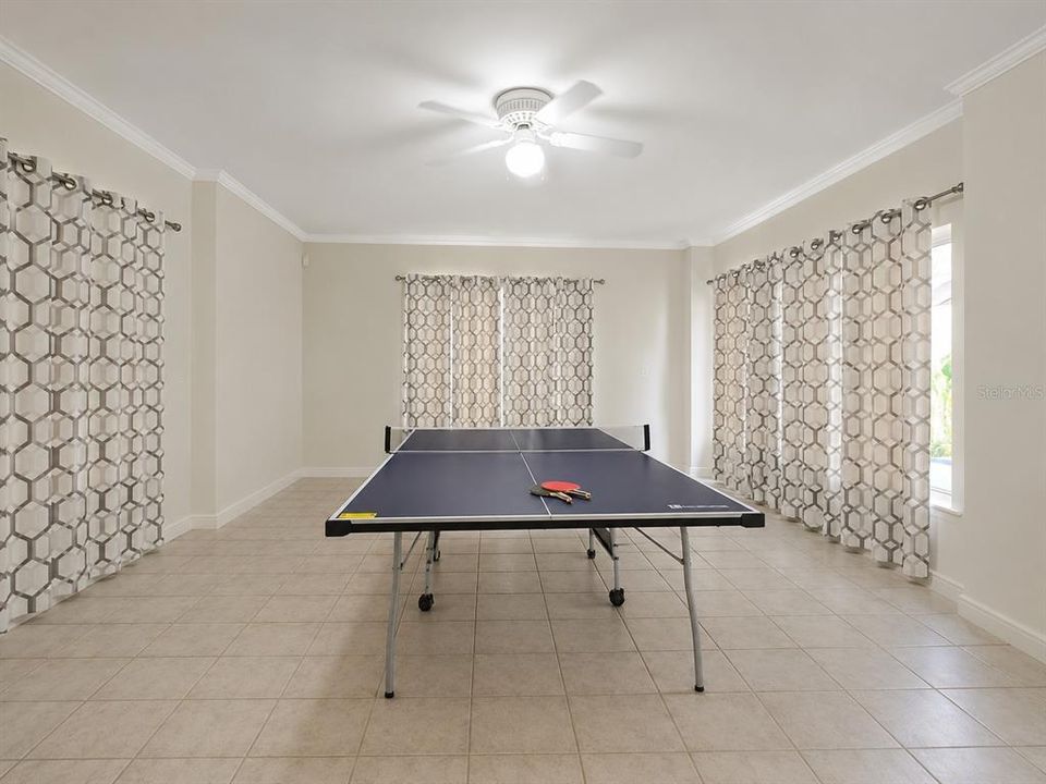 En Venta: $1,799,000 (3 camas, 2 baños, 1844 Pies cuadrados)