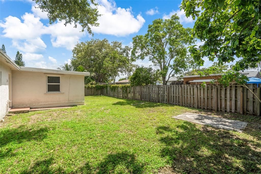 En Venta: $465,000 (3 camas, 2 baños, 1265 Pies cuadrados)