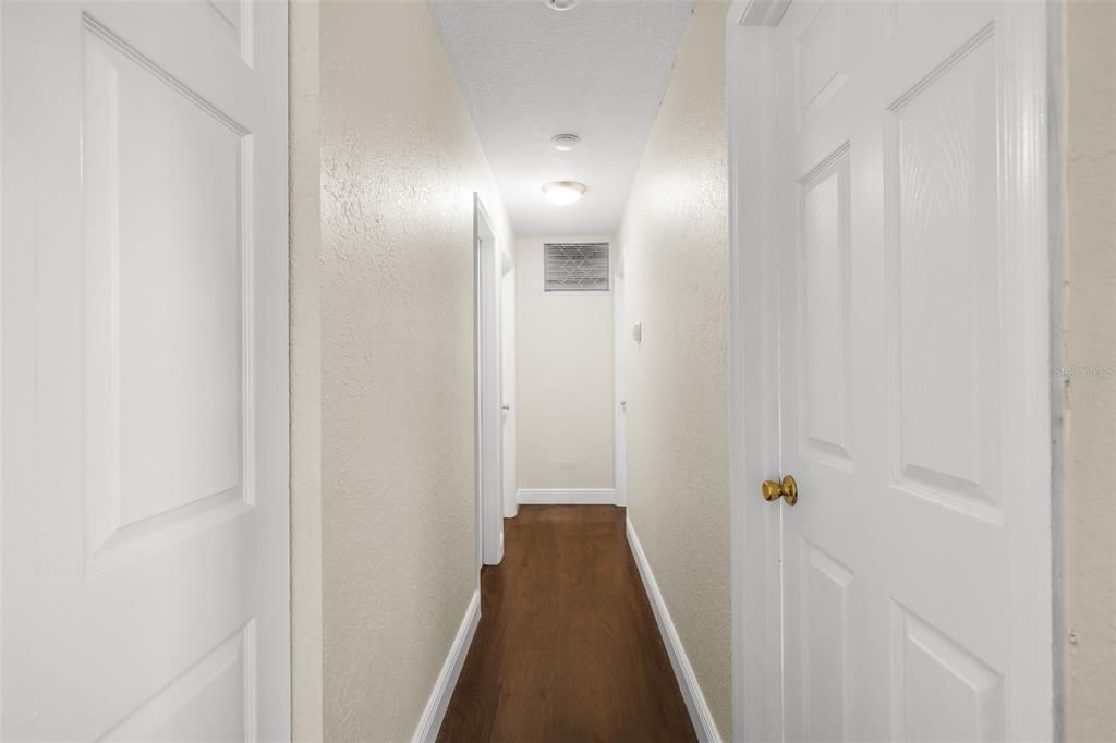 En Venta: $465,000 (3 camas, 2 baños, 1265 Pies cuadrados)