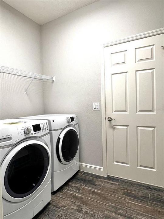 В аренду: $3,200 (3 спален, 2 ванн, 2102 Квадратных фут)