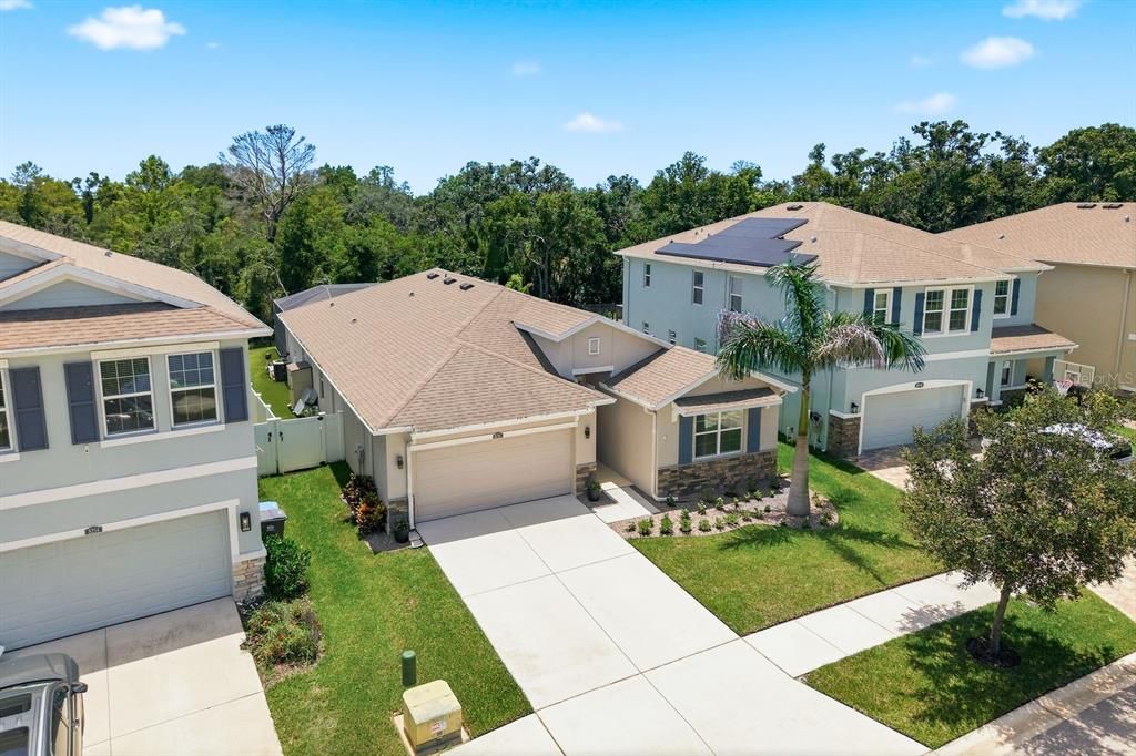 En Venta: $669,000 (5 camas, 3 baños, 2269 Pies cuadrados)
