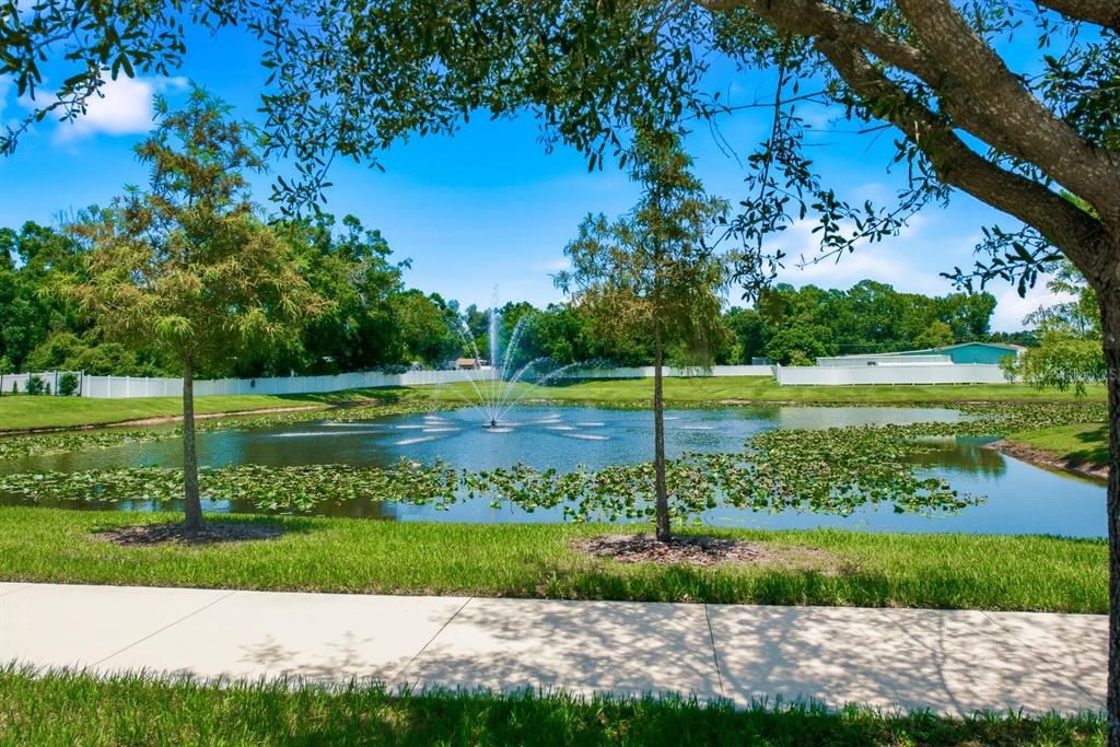 En Venta: $669,000 (5 camas, 3 baños, 2269 Pies cuadrados)