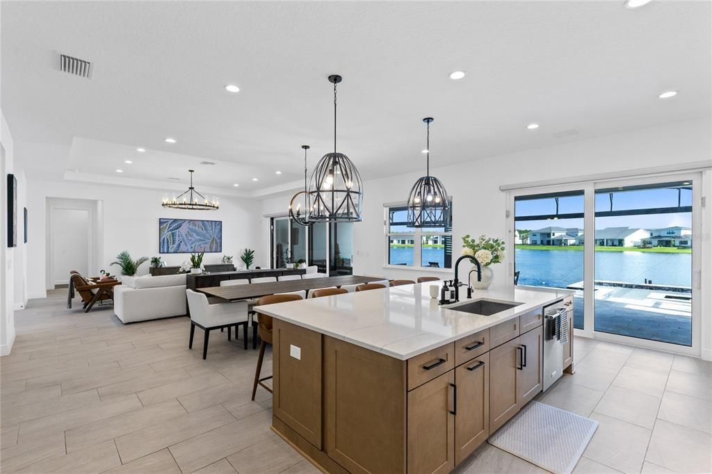 En Venta: $2,725,000 (6 camas, 5 baños, 4960 Pies cuadrados)