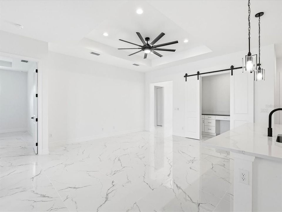 На продажу: $489,000 (3 спален, 2 ванн, 1642 Квадратных фут)