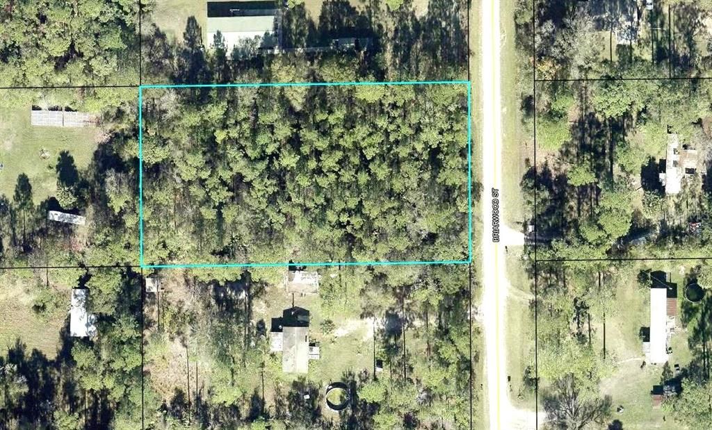 На продажу: $47,900 (1.14 acres)