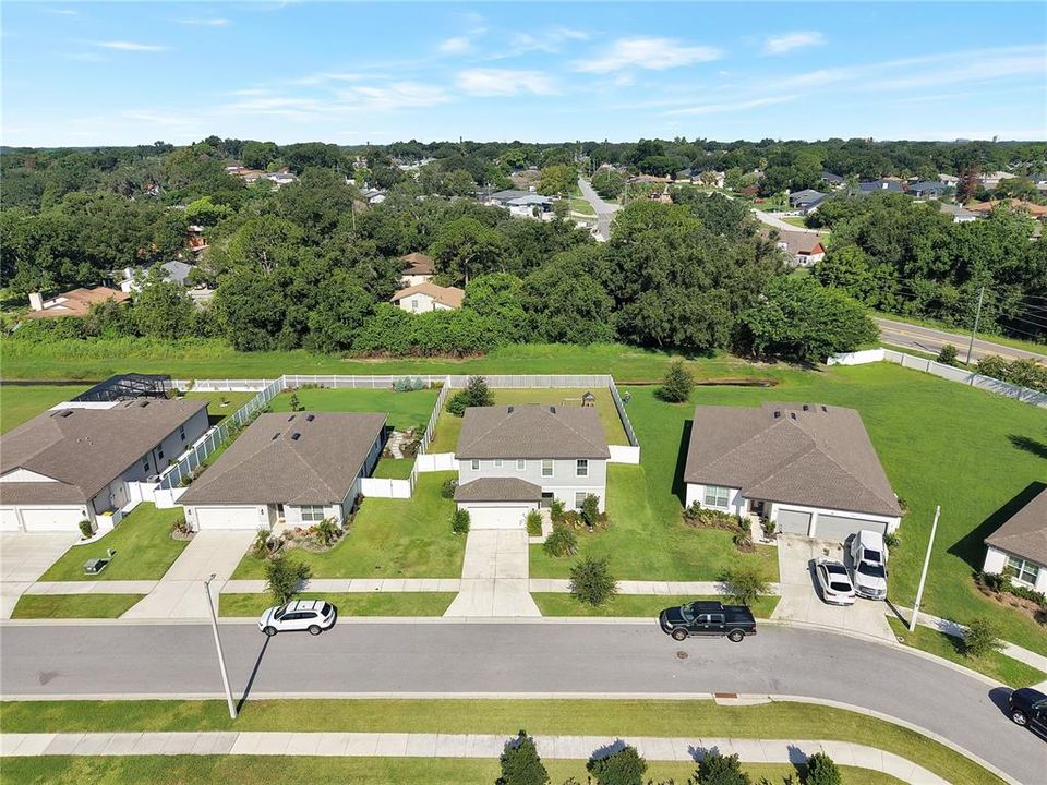 For Rent: $2,195 (4 beds, 2 baths, 2416 Square Feet)
