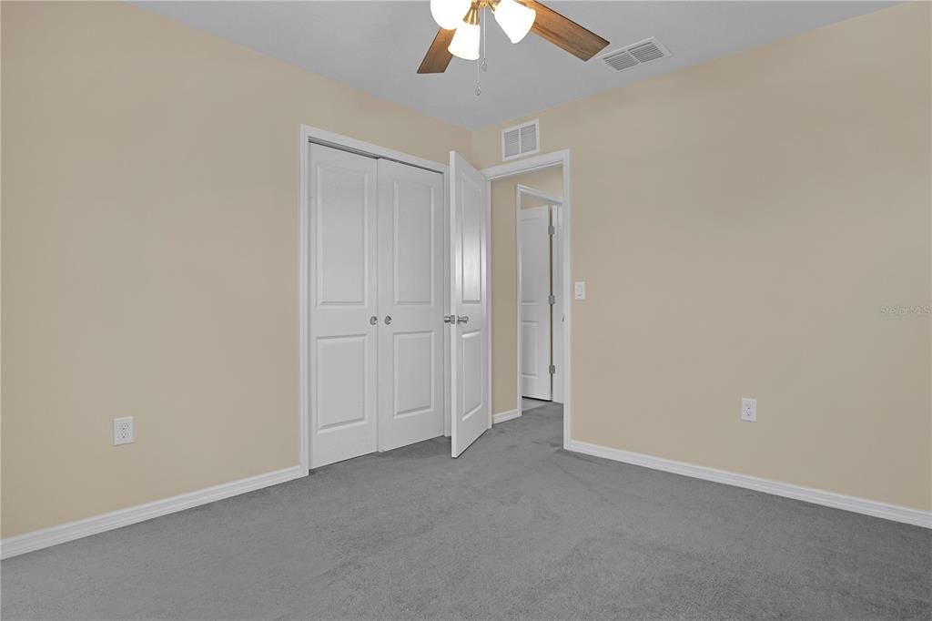 For Rent: $2,195 (4 beds, 2 baths, 2416 Square Feet)