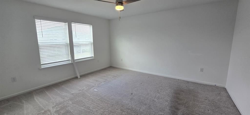 For Rent: $2,200 (4 beds, 2 baths, 2445 Square Feet)